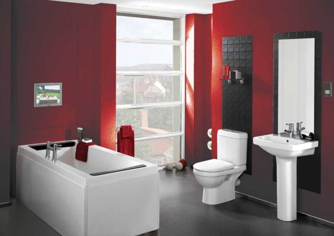 kamar mandi kecil warna merah putih